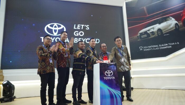 Toyota Hadirkan Booth Terbesar di GIIAS Makassar 2025