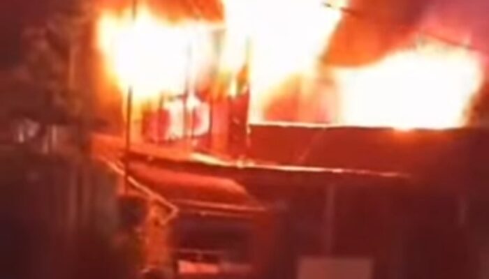 Rumah Dua Lantai di Gowa Terbakar, Tiga Penghuni Selamat